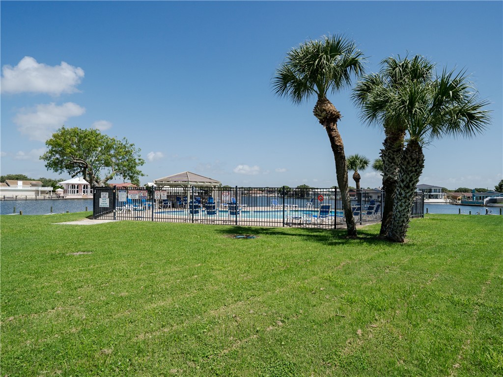2404 Bayhouse Drive Rockport TX 78382