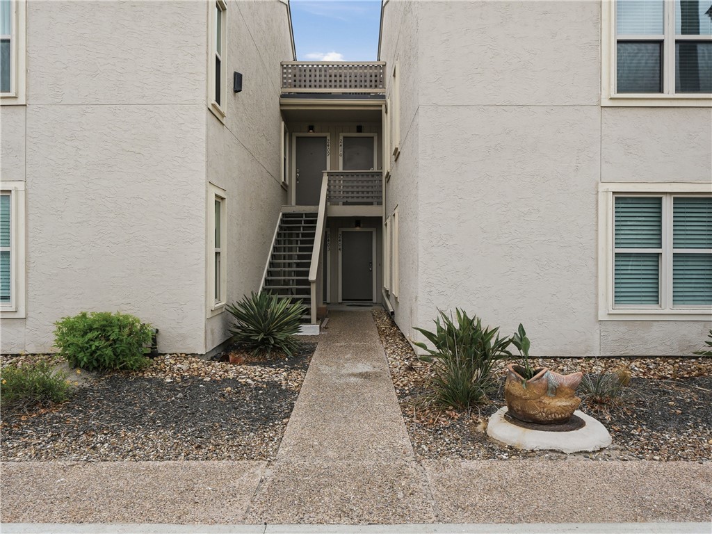2404 Bayhouse Drive Rockport TX 78382
