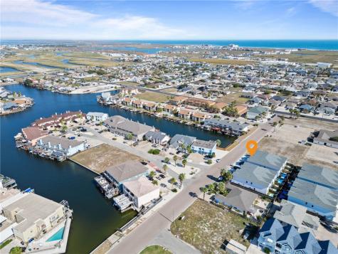 14013 Ports O Call Drive 13c Corpus Christi TX 78418