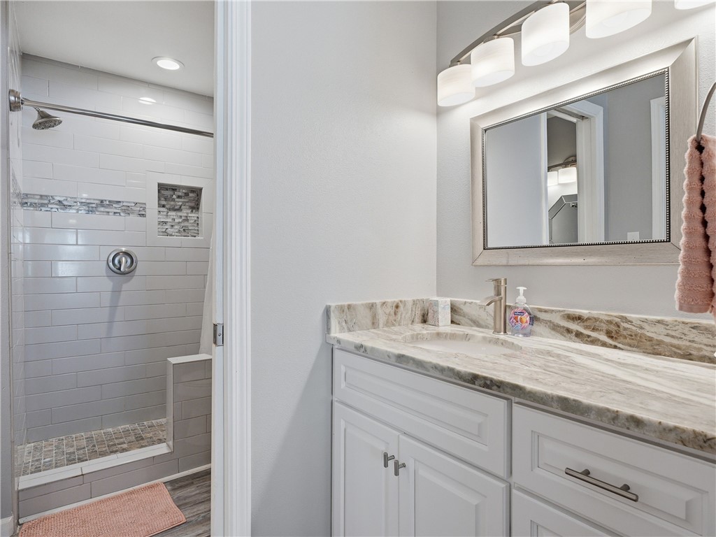 2515 Bayhouse Drive Rockport TX 78382