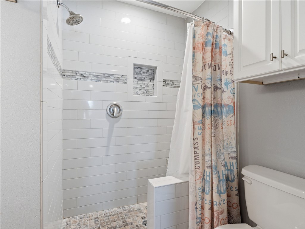2515 Bayhouse Drive Rockport TX 78382