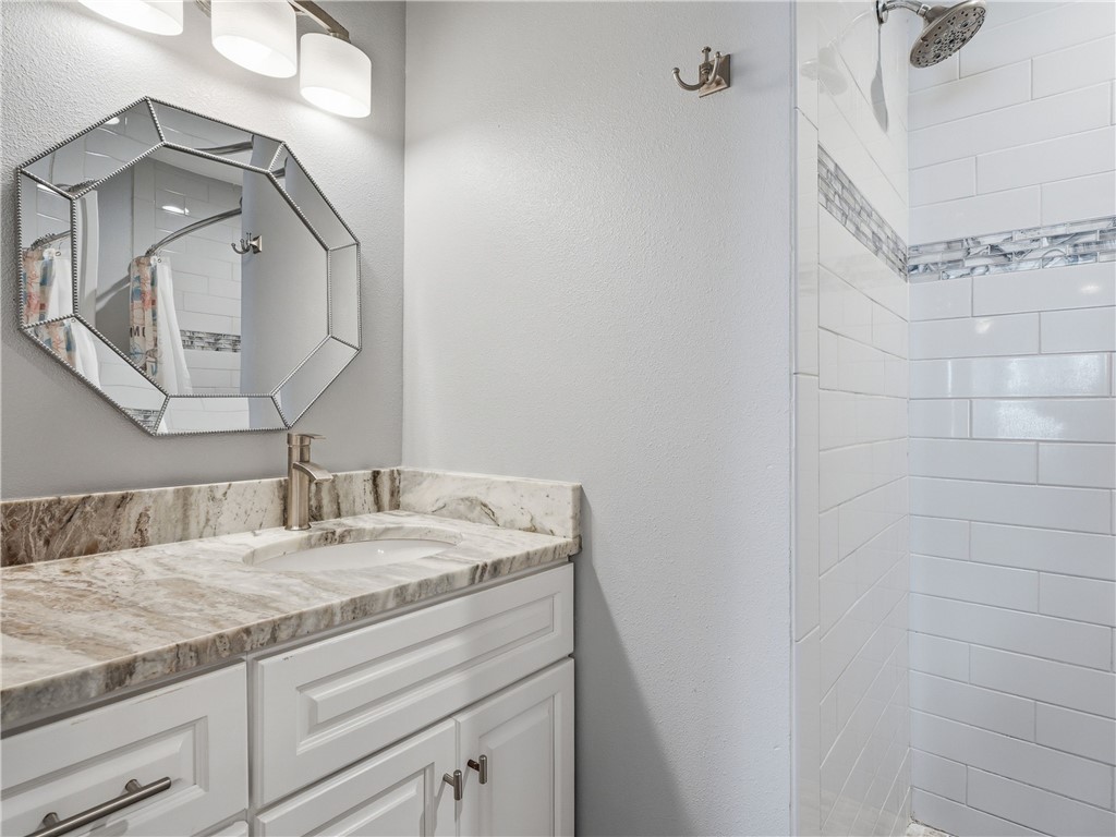 2515 Bayhouse Drive Rockport TX 78382