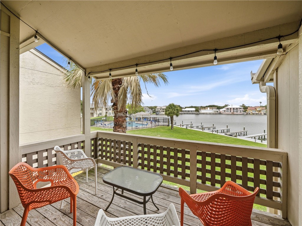 2515 Bayhouse Drive Rockport TX 78382