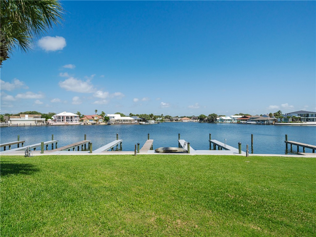 2515 Bayhouse Drive Rockport TX 78382
