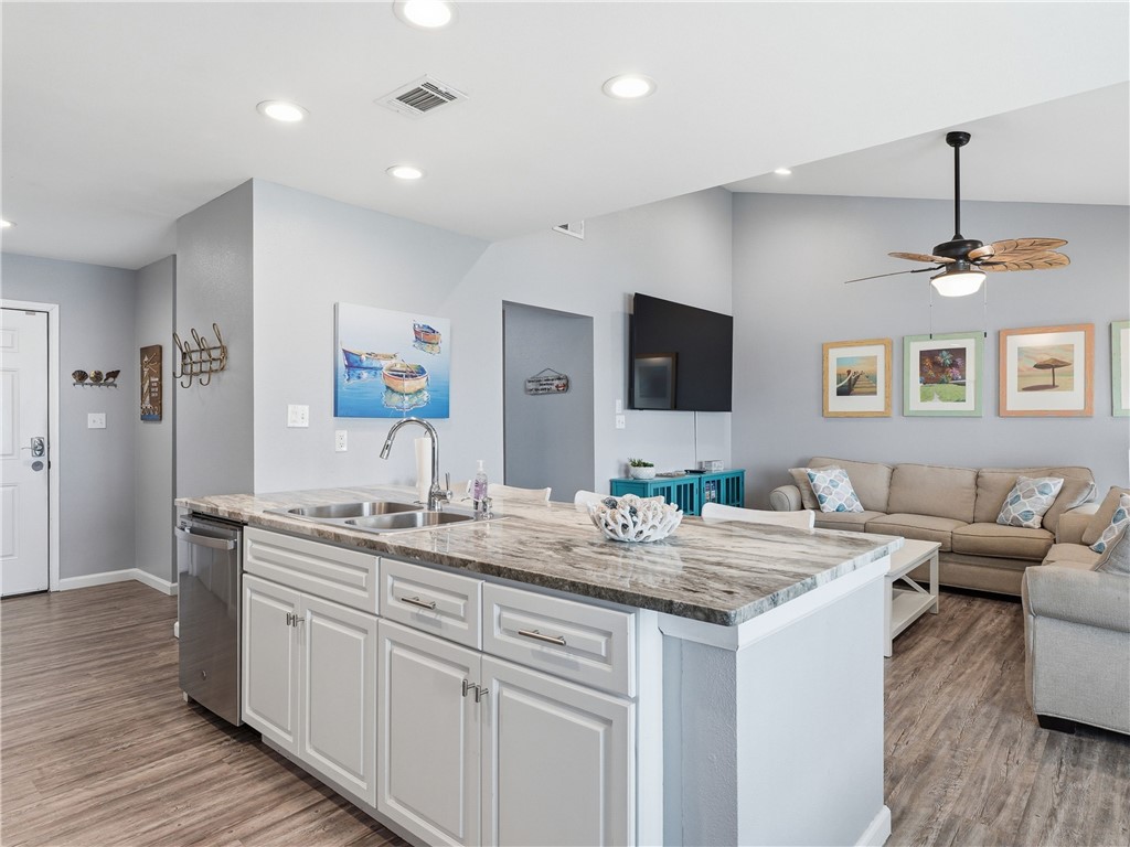 2515 Bayhouse Drive Rockport TX 78382