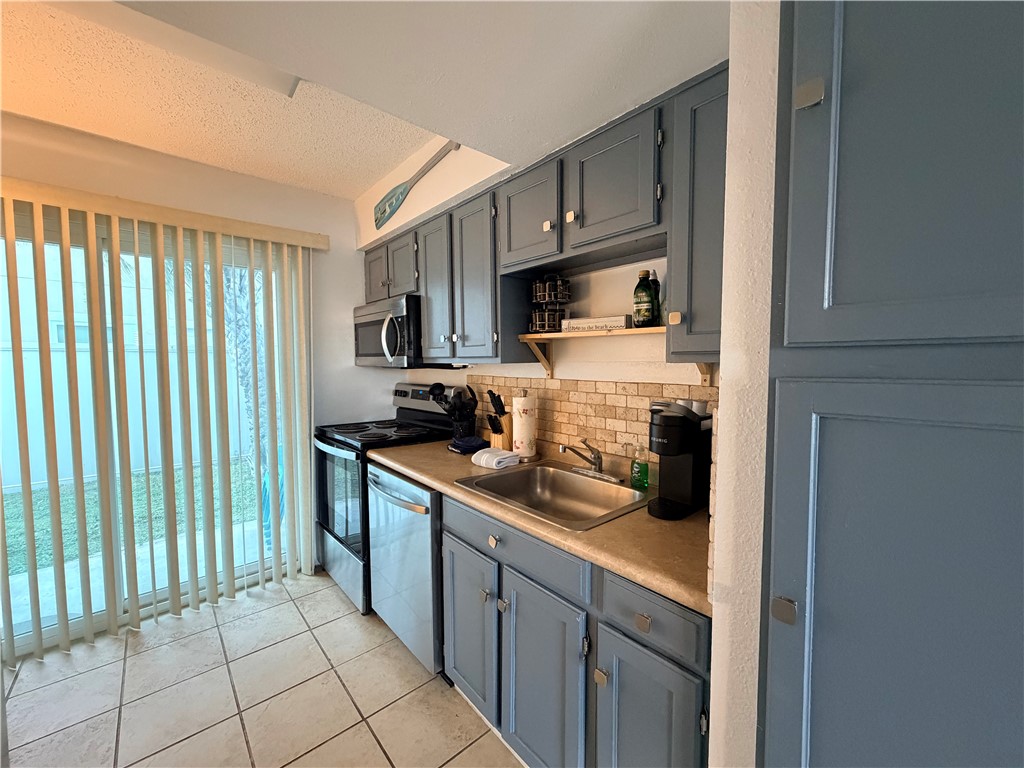 14873 Granada Drive 7 Corpus Christi TX 78418