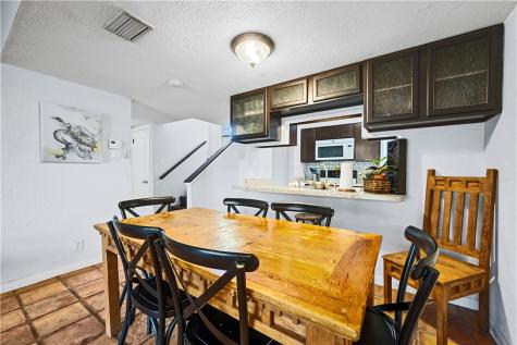 2003 N Fulton Beach 36 Rockport TX 78382