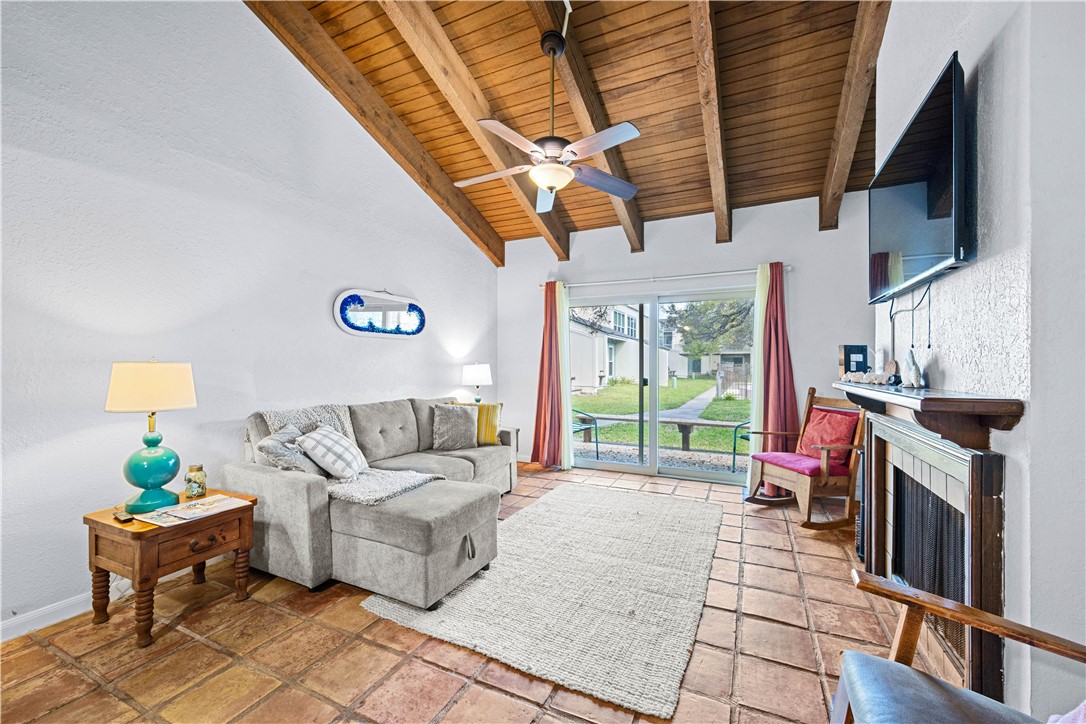 2003 N Fulton Beach 36 Rockport TX 78382