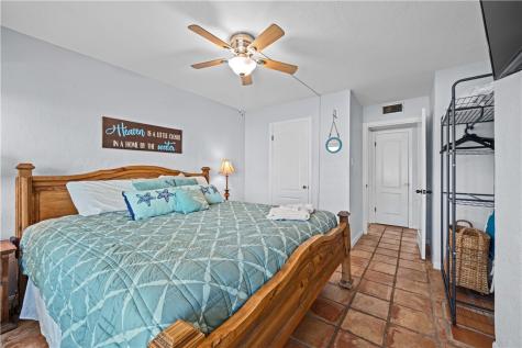 2003 N Fulton Beach 36 Rockport TX 78382