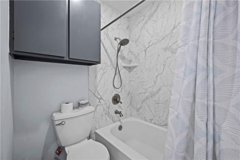 2003 N Fulton Beach 36 Rockport TX 78382
