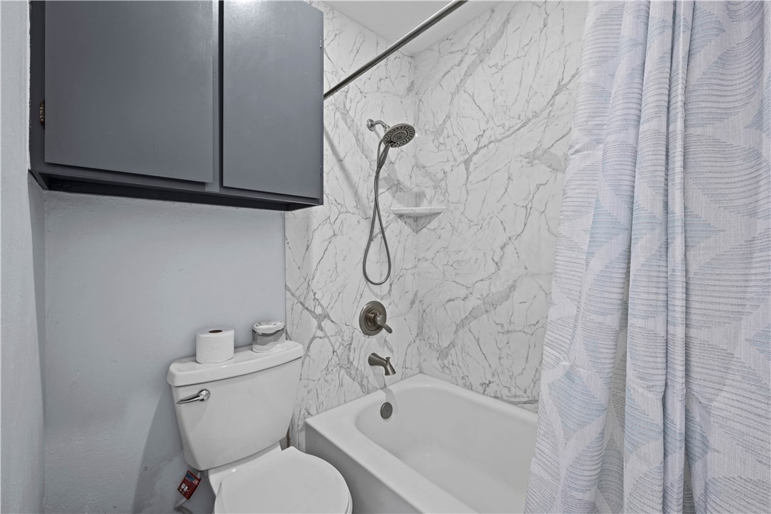 2003 N Fulton Beach 36 Rockport TX 78382
