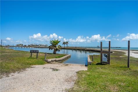 2003 N Fulton Beach 36 Rockport TX 78382