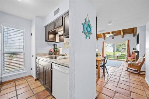 2003 N Fulton Beach 36 Rockport TX 78382