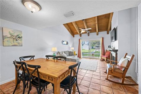 2003 N Fulton Beach 36 Rockport TX 78382