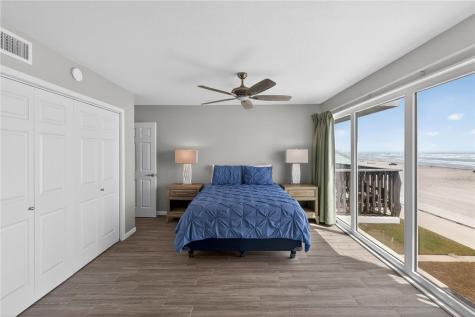 14810 Windward Drive 406 Corpus Christi TX 78418