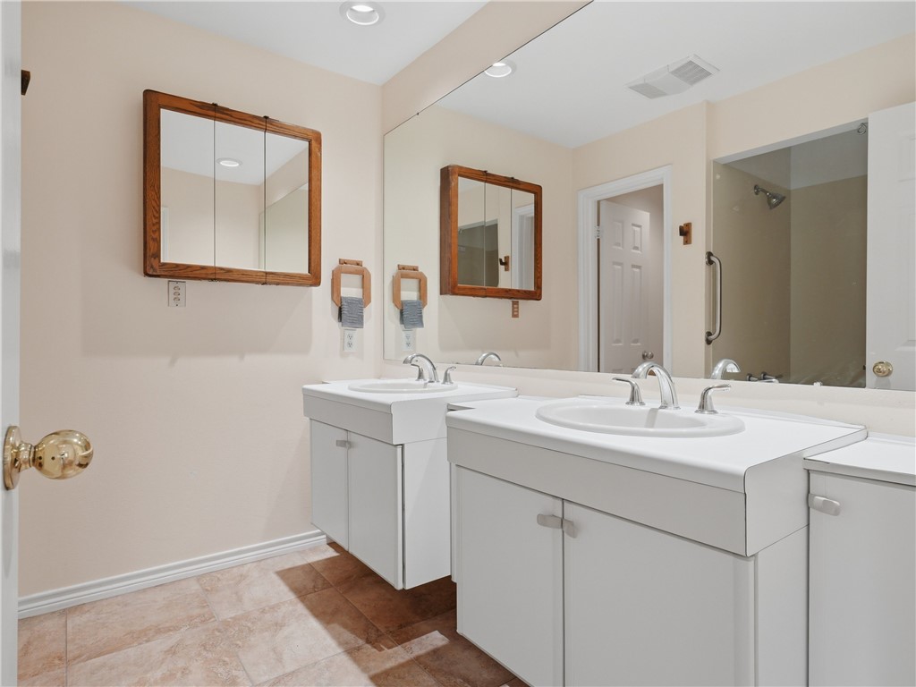 210 Oak Bay Street 1102 Rockport TX 78382