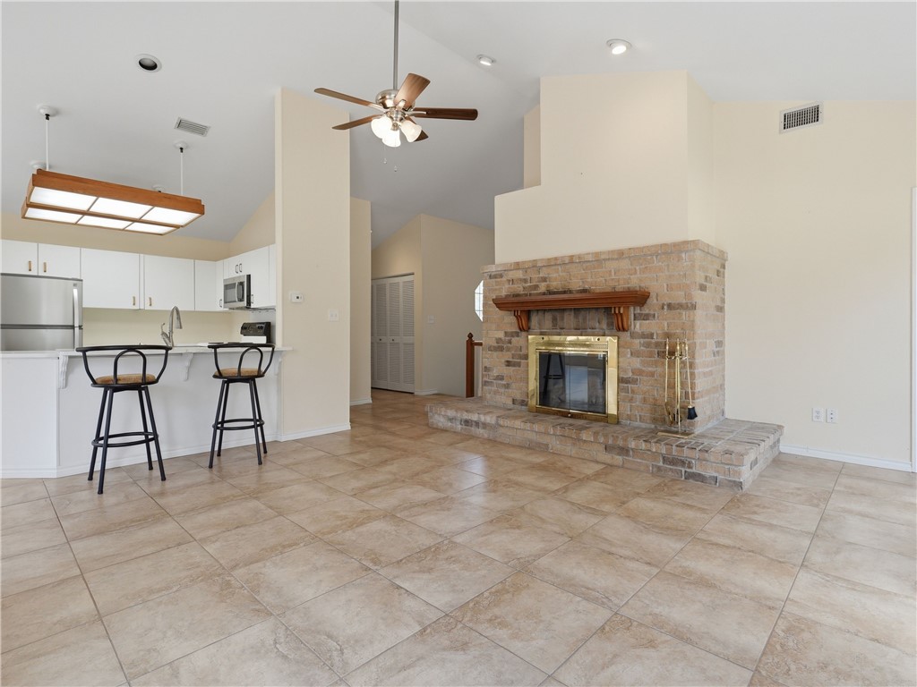 210 Oak Bay Street 1102 Rockport TX 78382