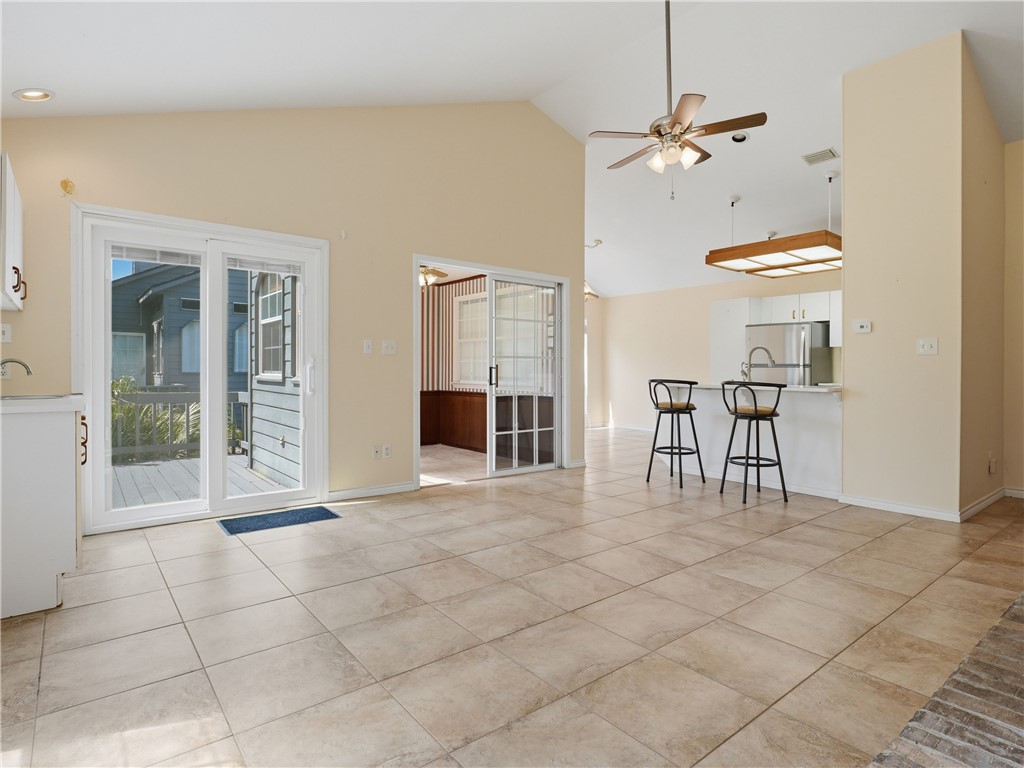 210 Oak Bay Street 1102 Rockport TX 78382