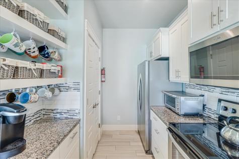 247 W Roberts Avenue 20 Port Aransas TX 78373