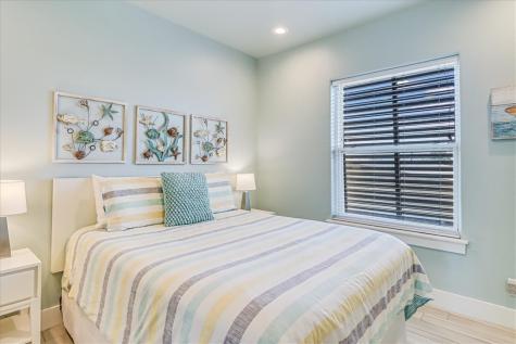 247 W Roberts Avenue 20 Port Aransas TX 78373