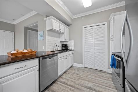 14802 Whitecap Boulevard 3-106 Corpus Christi TX 78418