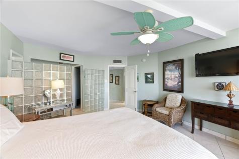 6649 Seacomber Drive 310 Port Aransas TX 78373