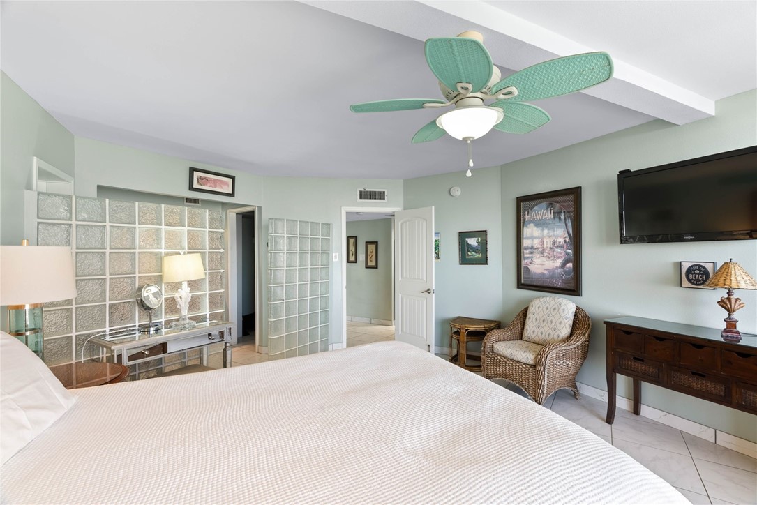6649 Seacomber Drive 310 Port Aransas TX 78373