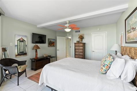 6649 Seacomber Drive 310 Port Aransas TX 78373