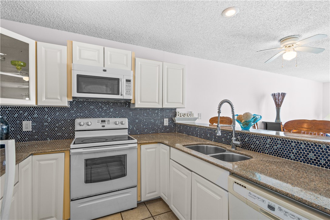 13953 Fortuna Bay Drive 8 Corpus Christi TX 78418