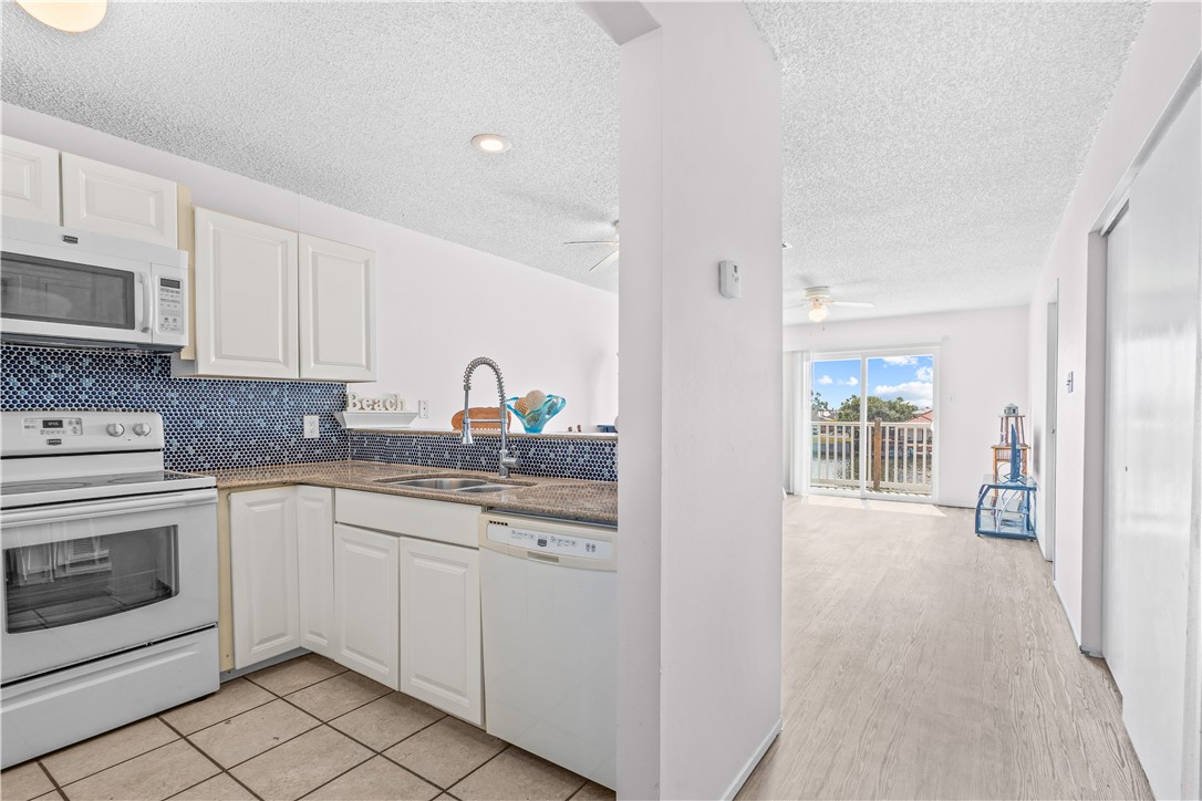 13953 Fortuna Bay Drive 8 Corpus Christi TX 78418