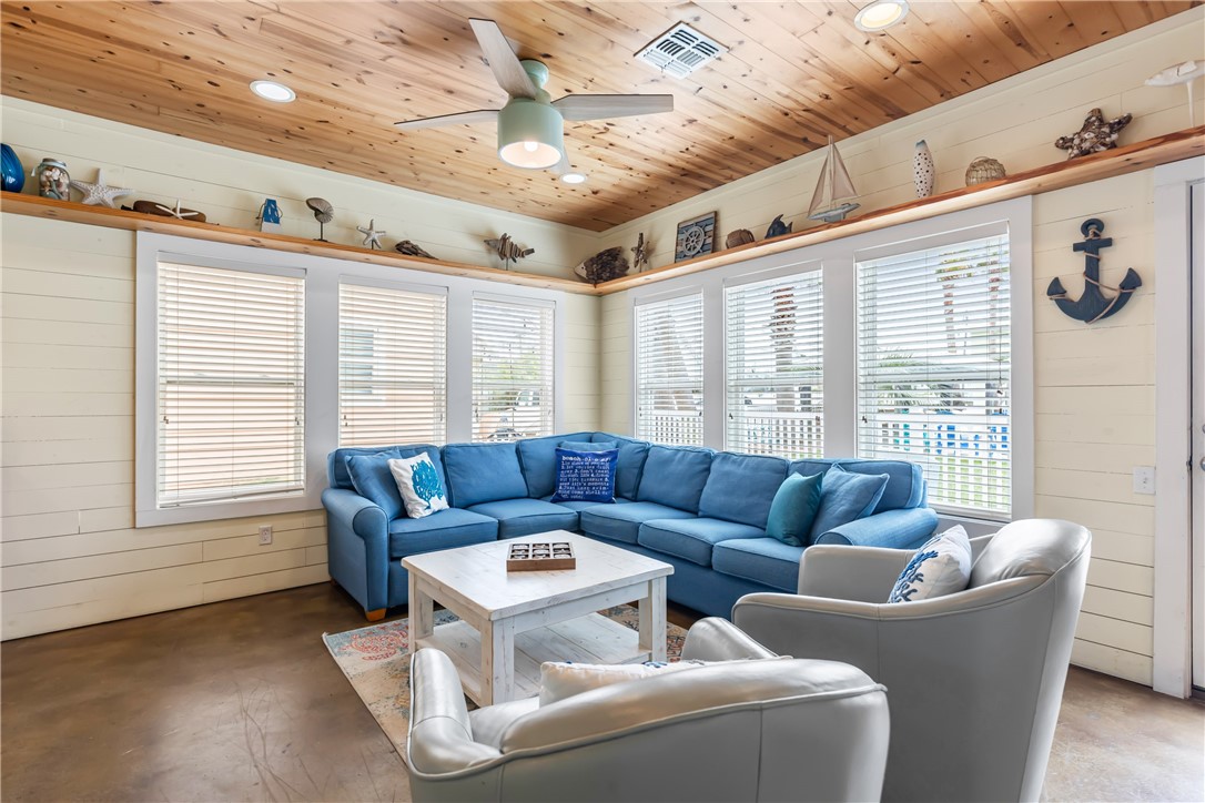 301 E Avenue C 2 Port Aransas TX 78373