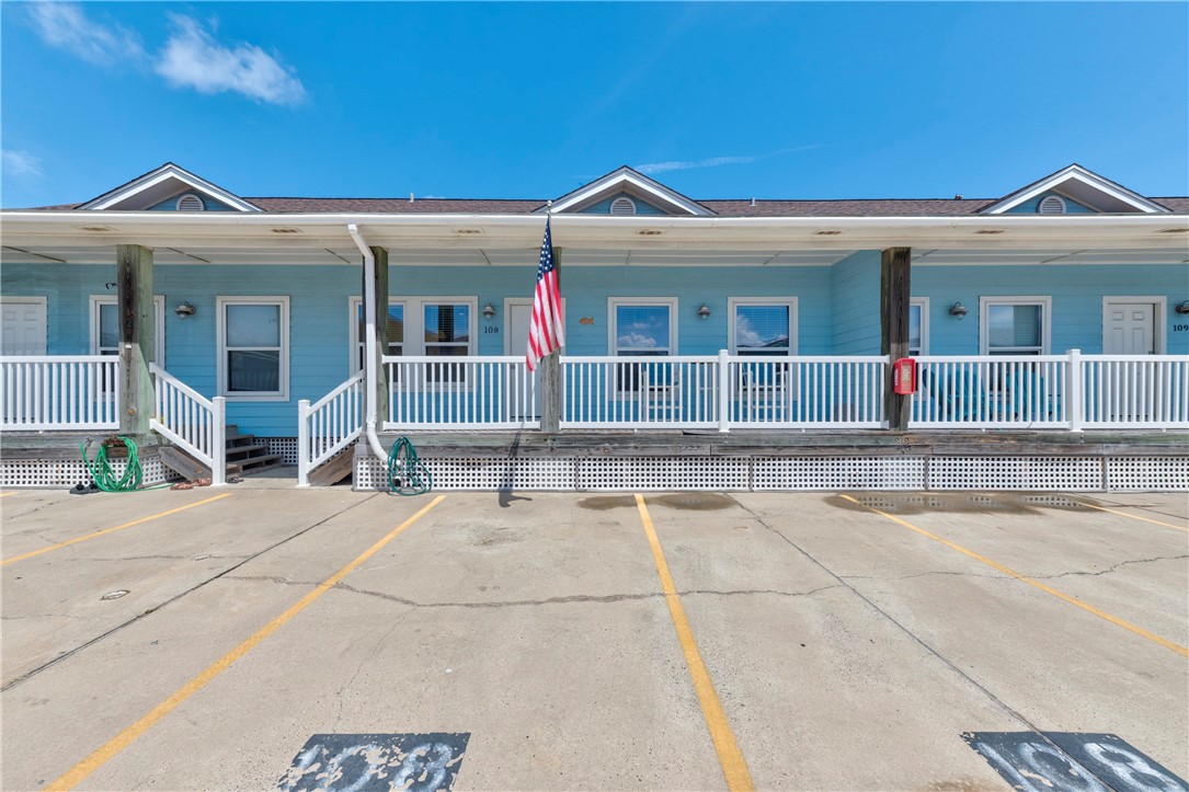 1726 S 11th Street 108 Port Aransas TX 78373