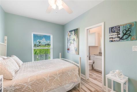 1726 S 11th Street 108 Port Aransas TX 78373