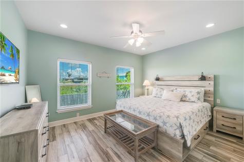 1726 S 11th Street 108 Port Aransas TX 78373