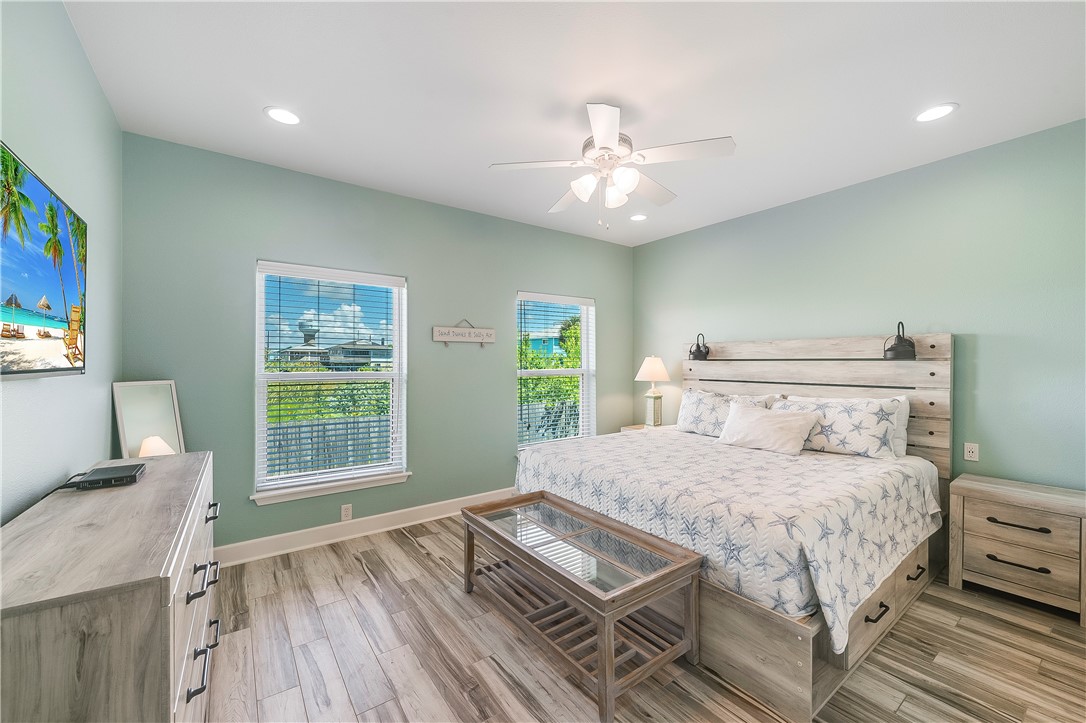 1726 S 11th Street 108 Port Aransas TX 78373
