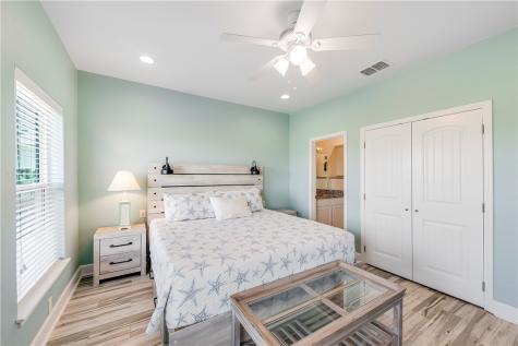 1726 S 11th Street 108 Port Aransas TX 78373