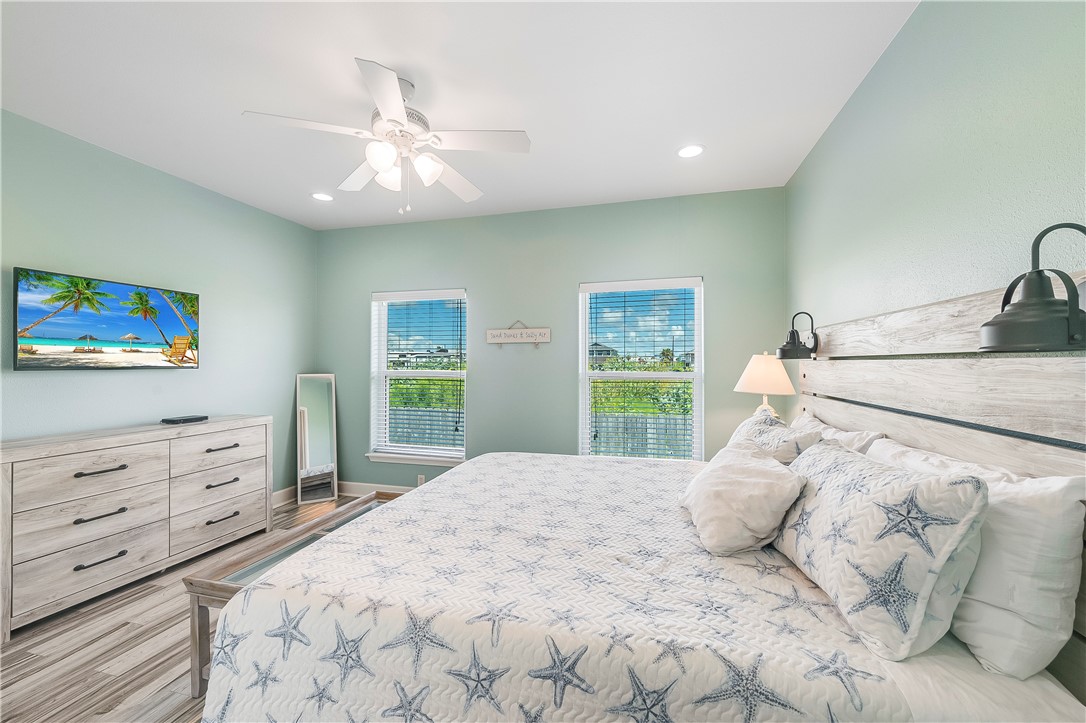 1726 S 11th Street 108 Port Aransas TX 78373