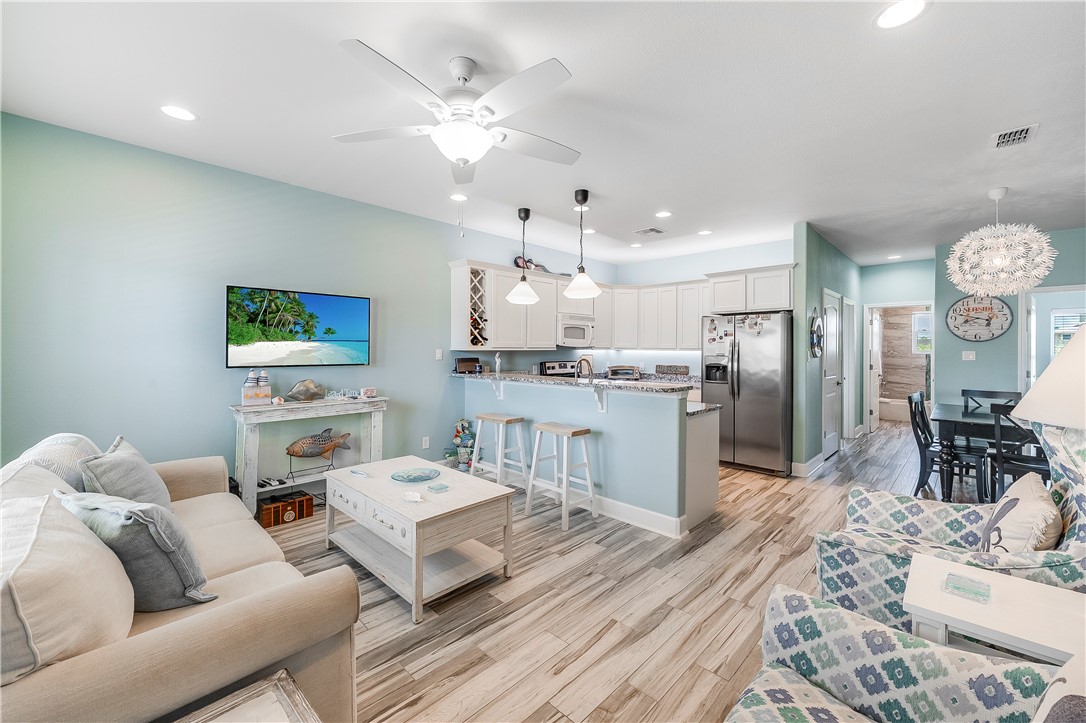 1726 S 11th Street 108 Port Aransas TX 78373