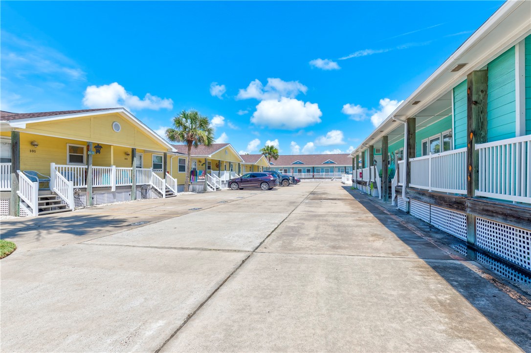 1726 S 11th Street 108 Port Aransas TX 78373