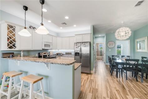 1726 S 11th Street 108 Port Aransas TX 78373