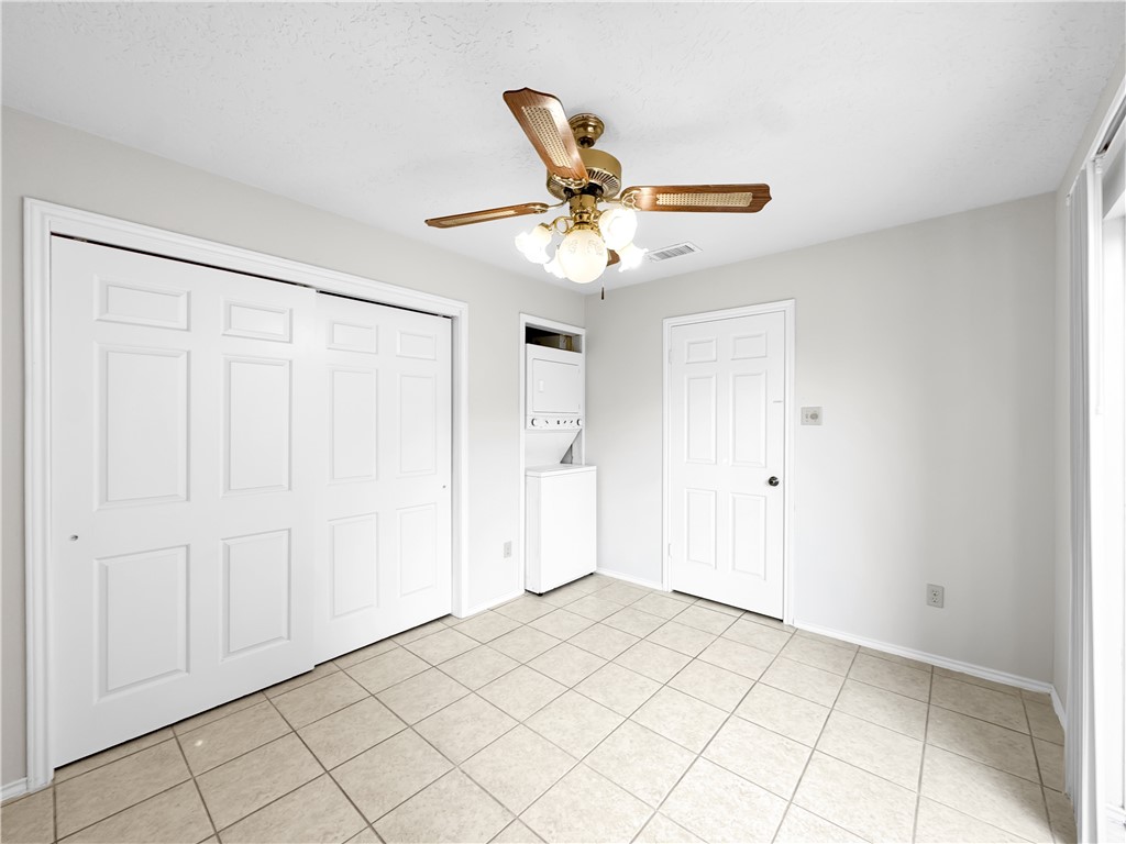 7122 Premont Dr C202 Corpus Christi TX 78414