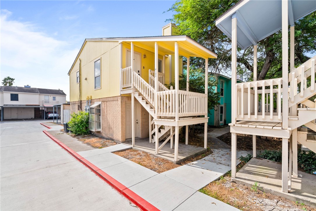 6702 Everhart Rd, M106 M 106 Corpus Christi TX 78413