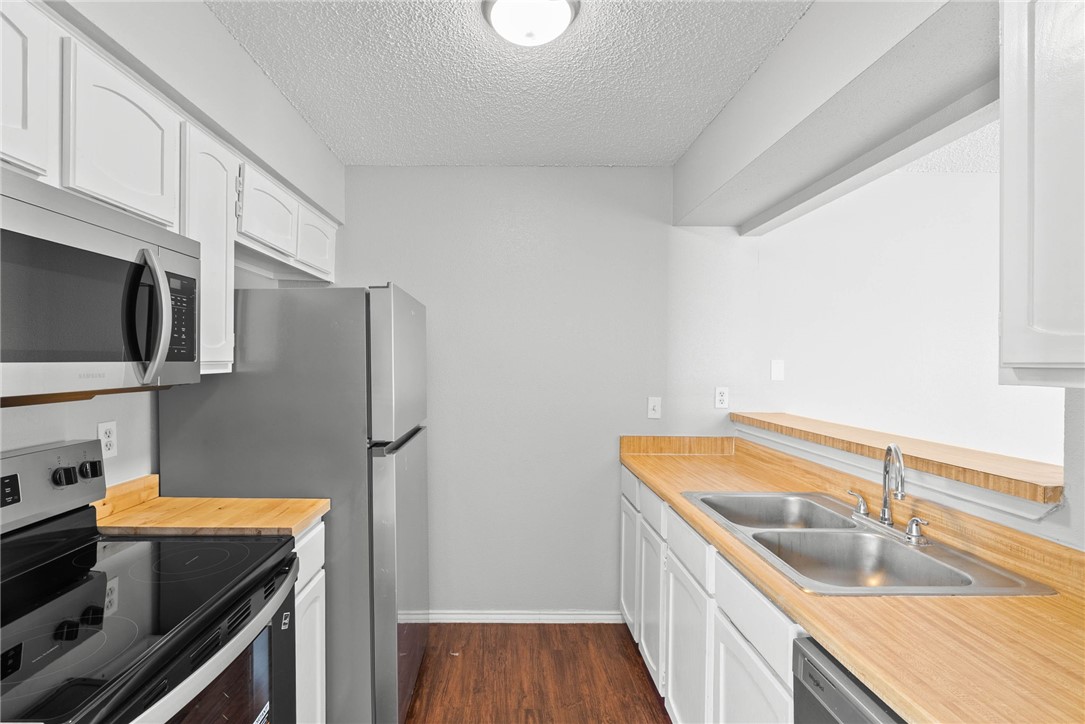6702 Everhart Rd, M106 M 106 Corpus Christi TX 78413