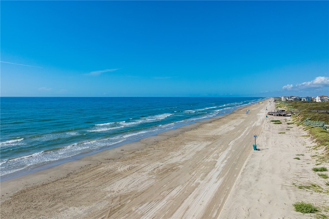 6649 Seacomber Drive 804 Port Aransas TX 78373