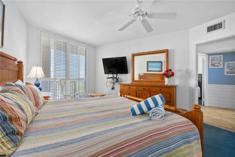 6649 Seacomber Drive 804 Port Aransas TX 78373
