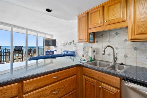 6649 Seacomber Drive 804 Port Aransas TX 78373