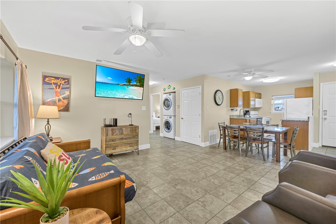 1129 Eleventh Street 10 Port Aransas TX 78373