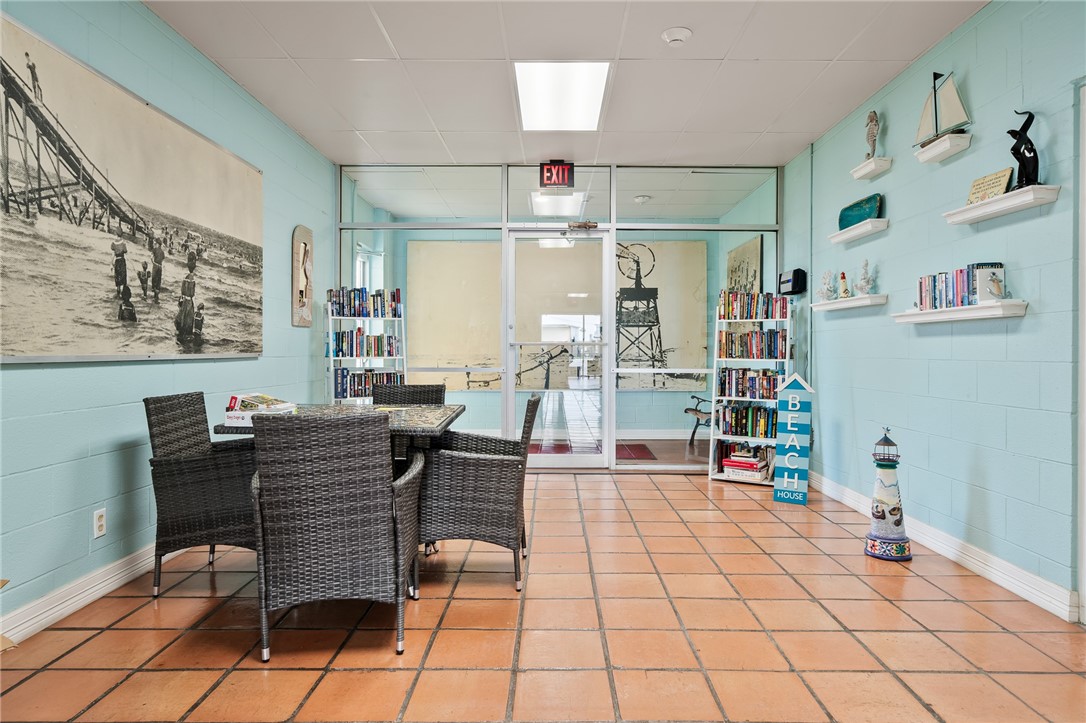 4242 Gulfbreeze Boulevard 302 Corpus Christi TX 78402