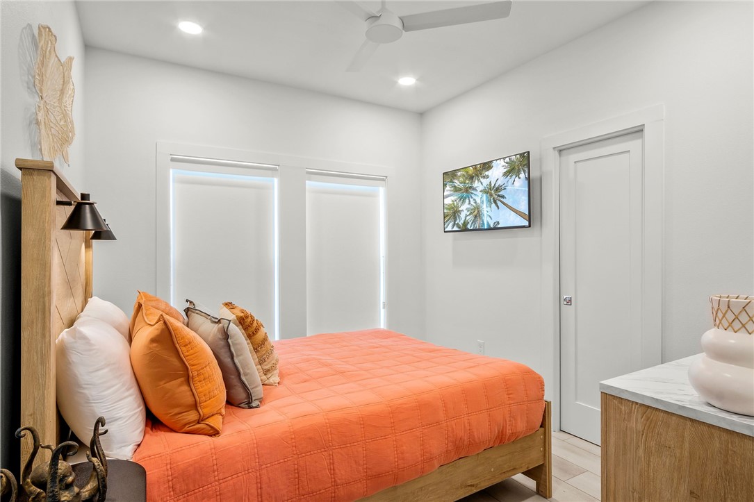 901 S 9th 7 Port Aransas TX 78373