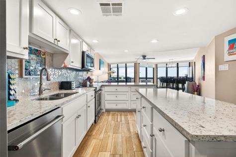 6745 Seacomber 109 Port Aransas TX 73